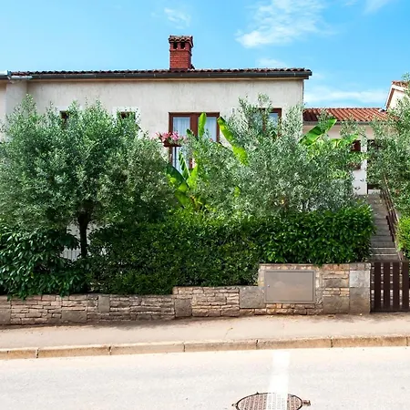 Near The Pelagic アパート